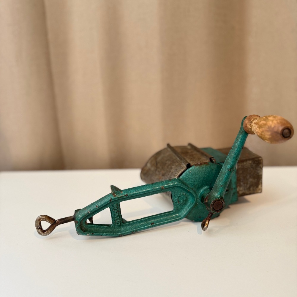 Vintage‎ Porkert Hand Crank Rotary Grater Teal Green Cast Iron Czechoslovakia
